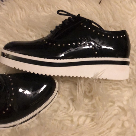 Madden girl platform black patent leather white platform size 6 never worn - Picture 4 of 4